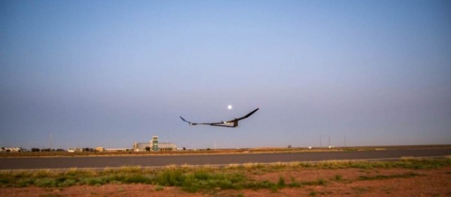 可持续飞行一年的太阳能飞机PHASA-35完成首次飞行测试