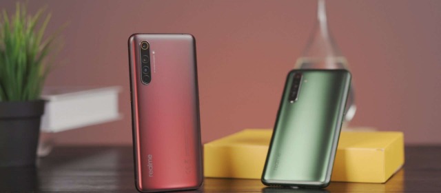 realme首款5G旗舰手机X50 Pro发布 售价3599元起