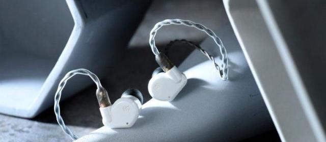 Campfire Audio Vega 2020耳机，陶瓷外观让音质更优秀
