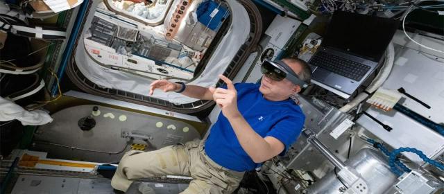 增强现实应用正在帮助宇航员维修国际空间站