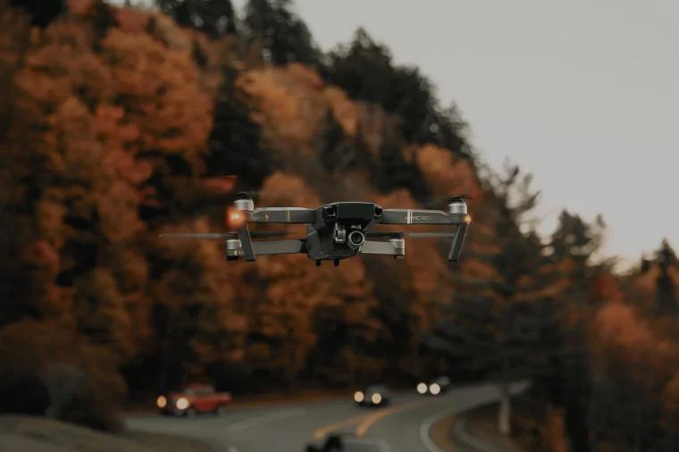 无人机 unmanned aerial vehicle