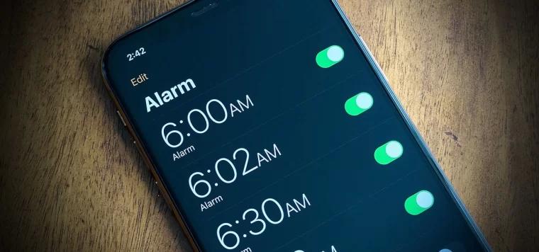 iPhone alarm clock 苹果手机闹钟